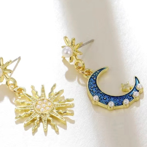 Gold Moon And Star Blue Mismatched Drop Earrings - Picture 5 of 12